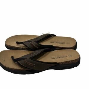 Hunters Bay men’s size 12 leather flip flop sandals